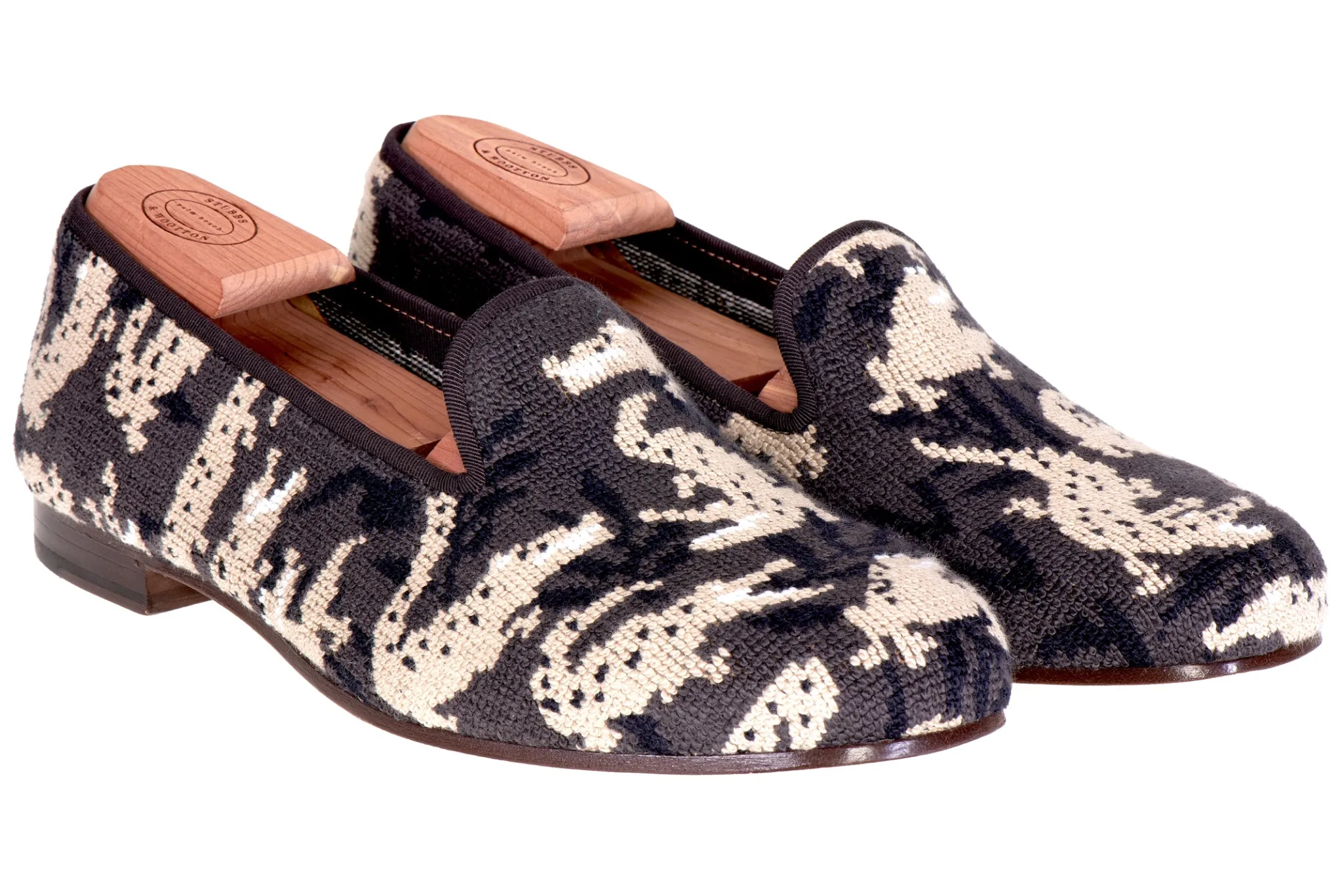 Wetlands Noir Needlepoint Slipper (Women)